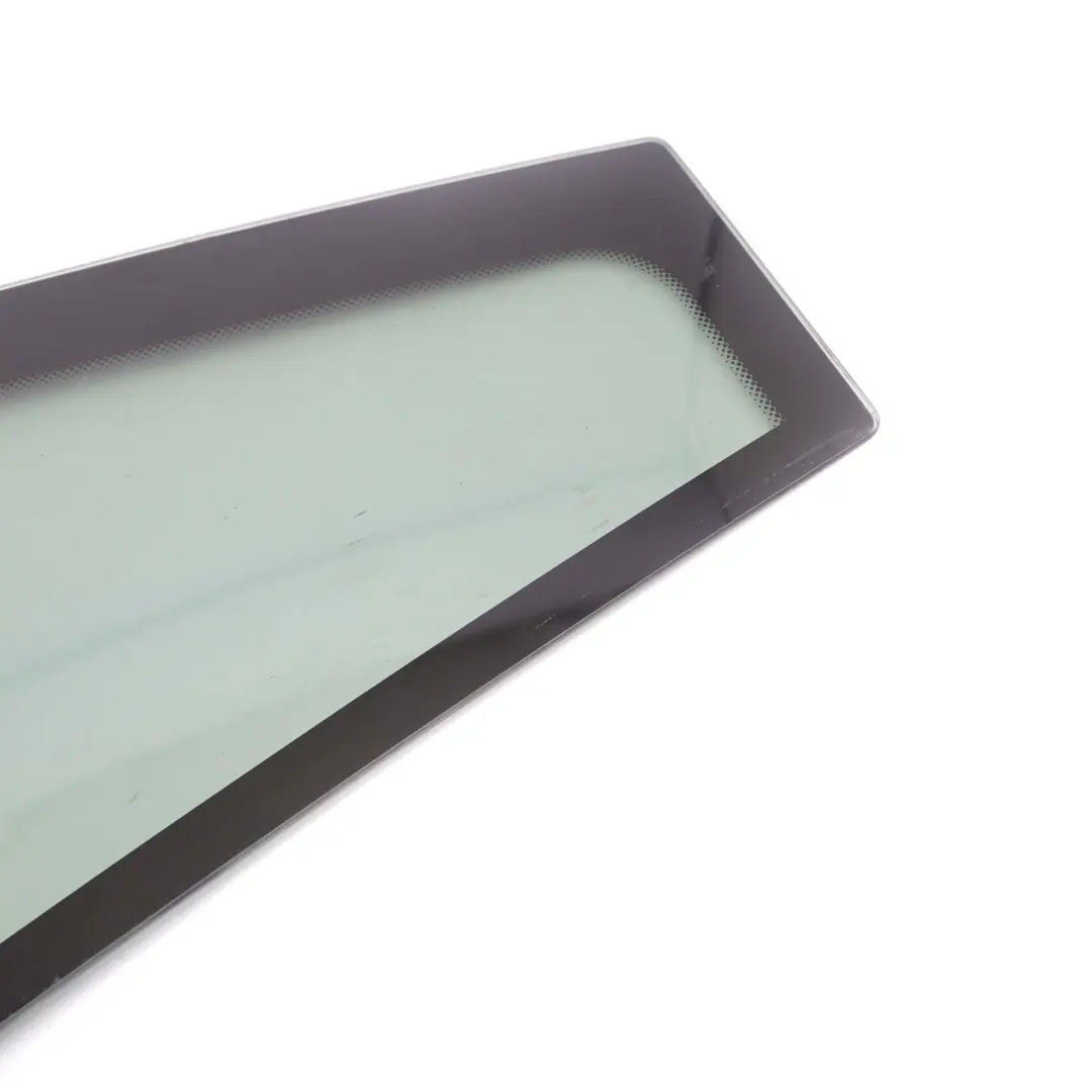 Lado Trasero Derecho Cristal Fijo Negro Ventana AS3 para BMW E83 con número de pieza 3401818 BMW E83 Lado Trasero Derecho Cristal Fijo Negro Ventana AS3 - SKU 3401818-1 - Número de pieza 3401818