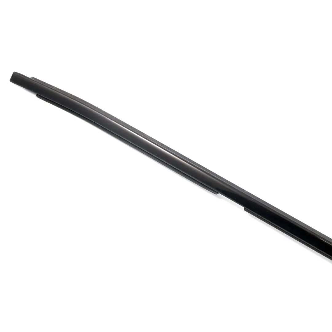 BMW X3 E83 LCI Window Strip Outer Door Rear Left High Gloss Glanzschwarz - SKU 3402333 - Numéro de pièce 3402333