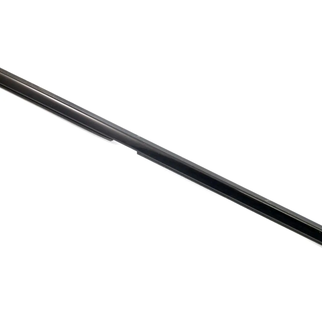 BMW X3 E83 LCI Window Strip Outer Door Rear Left High Gloss Glanzschwarz - SKU 3402333 - Numéro de pièce 3402333
