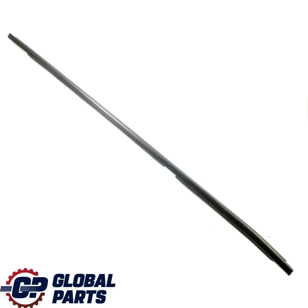 Chiusino Porta Esterna Posteriore Destra Nero Lucido per BMW X3 E83 con numero di parte 3402334 BMW X3 E83 Chiusino Porta Esterna Posteriore Destra Nero Lucido - SKU 3402334 - Numero di parte 3402334