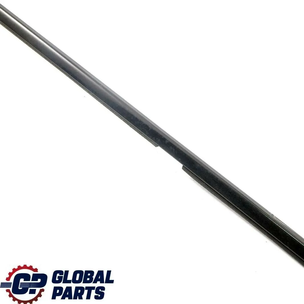 Listwa Szyby Drzwi Prawy Tył do BMW X3 E83 o numerze 3402334 BMW X3 E83 Listwa Szyby Drzwi Prawy Tył - SKU 3402334 - Numer Części 3402334