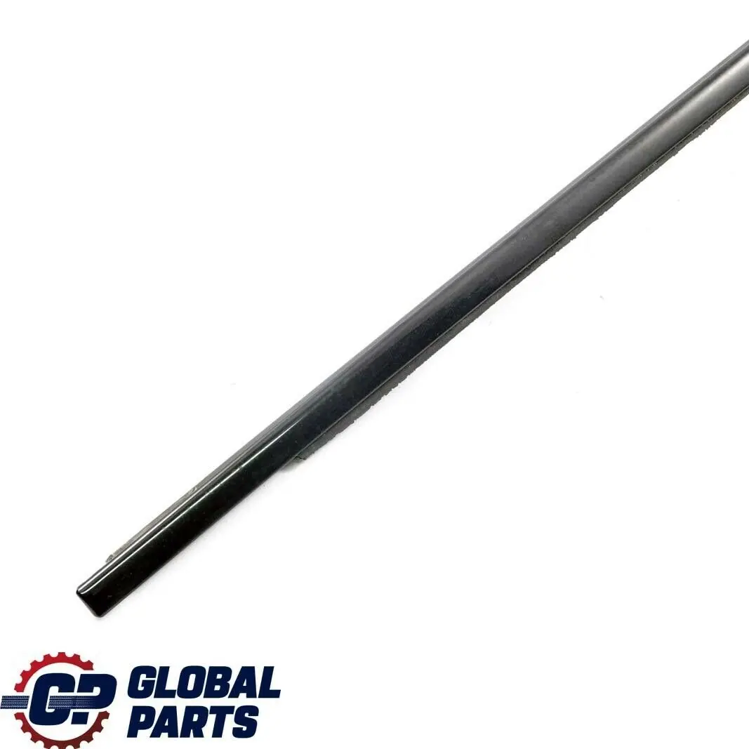 Canal Cubierta Embellecedor Exterior Puerta Trasera Derecha Glanzschwarz para BMW E83 con número de pieza 3402334 BMW E83 Canal Cubierta Embellecedor Exterior Puerta Trasera Derecha Glanzschwarz - SKU 3402334 - Número de pieza 3402334