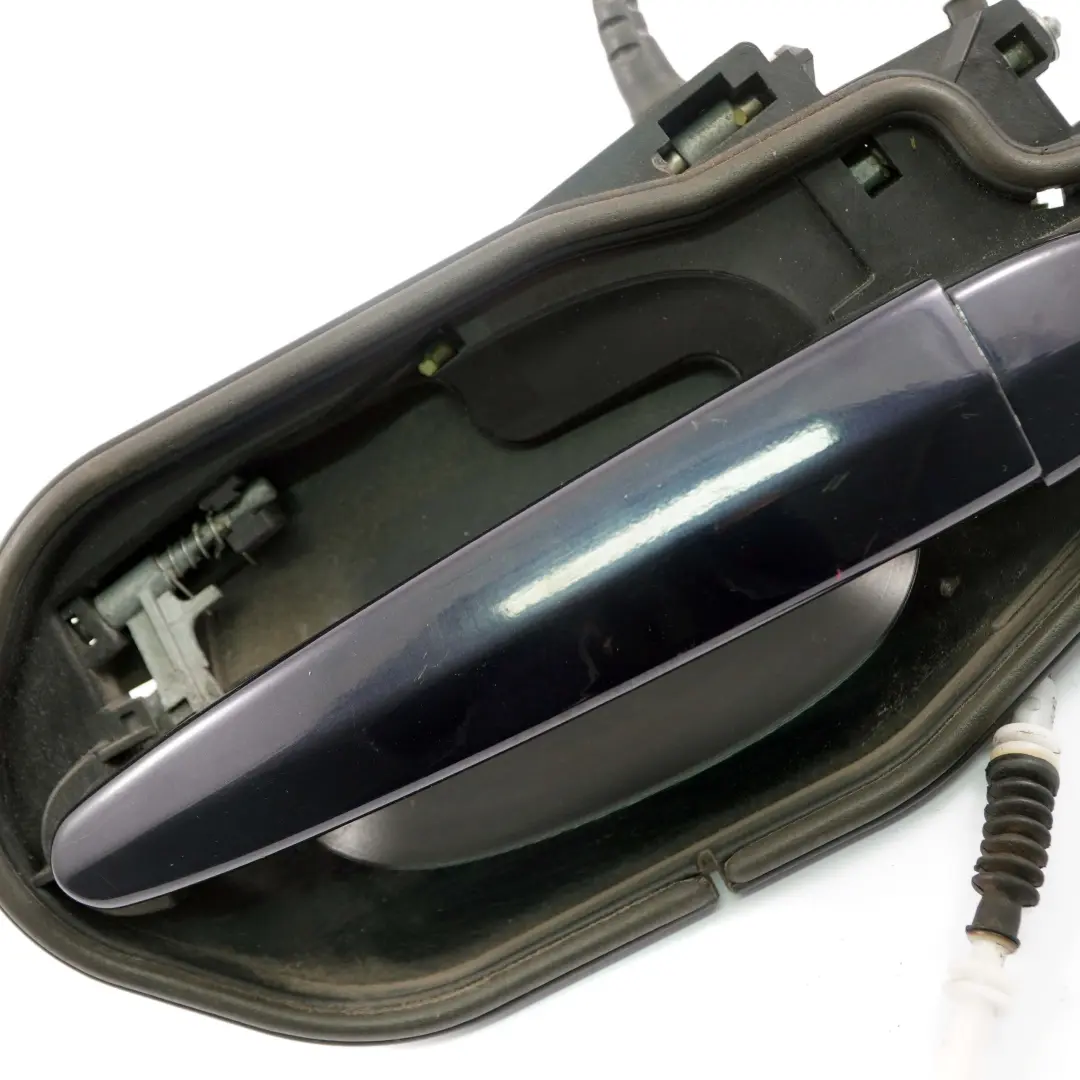 Asidero Trasero Izquierdo Monacoblau Metalizado Azul Monaco A35 para BMW X3 E83 con número de pieza 3402593 BMW X3 E83 Asidero Trasero Izquierdo Monacoblau Metalizado Azul Monaco A35 - SKU 3402593-MB1 - Número de pieza 3402593