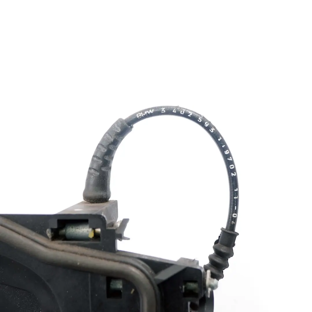 Barre D'Appui Poignee D'Exterieur Arriere Gauche Bleu Monaco Metal pour BMW X3 E83 à propos du numéro de pièce 3402593 BMW X3 E83 Barre D'Appui Poignee D'Exterieur Arriere Gauche Bleu Monaco Metal - SKU 3402593-MB1 - Numéro de pièce 3402593