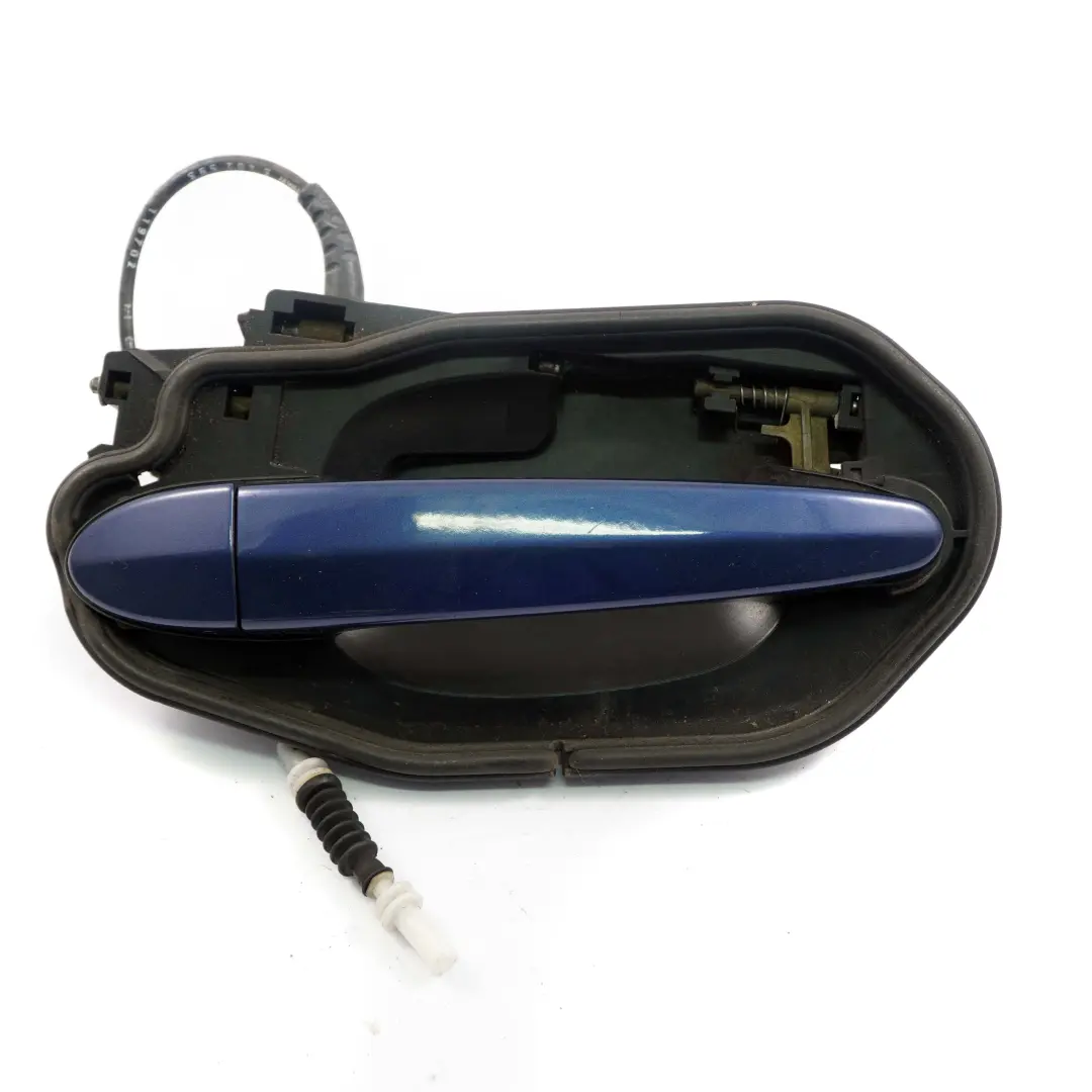 Maniglia Posteriore Destra Completa Mysticblau Mystic Blue per BMW X3 E83 con numero di parte 3402593 BMW X3 E83 Maniglia Posteriore Destra Completa Mysticblau Mystic Blue - SKU 3402593-MYS - Numero di parte 3402593