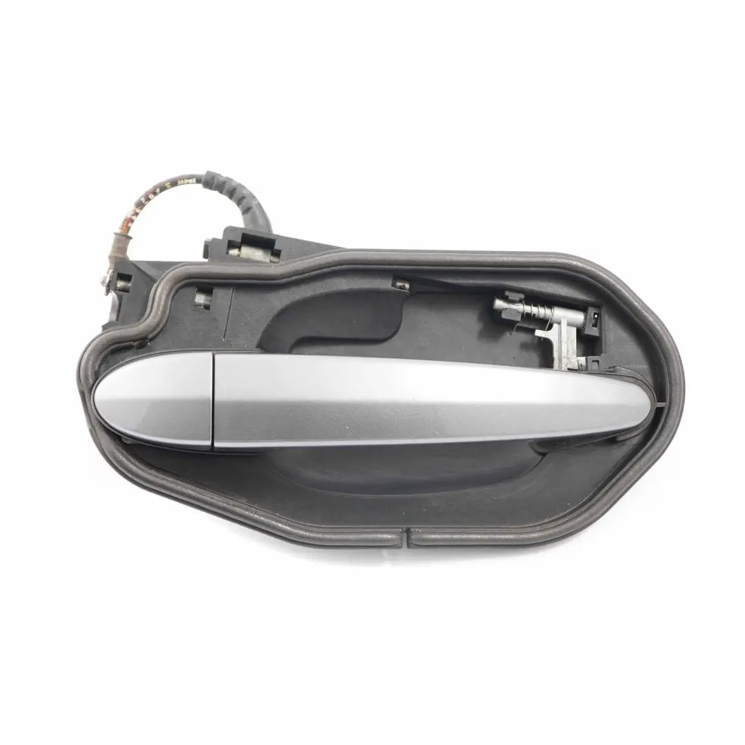 Grab Handle BMW X3 E83 Complete Rear Right O/S Spacegrau Space Grey - A52 to with Part number 3402593 Grab Handle BMW X3 E83 Complete Rear Right O/S Spacegrau Space Grey - A52 - SKU 3402593-SCG1 - Part number 3402593