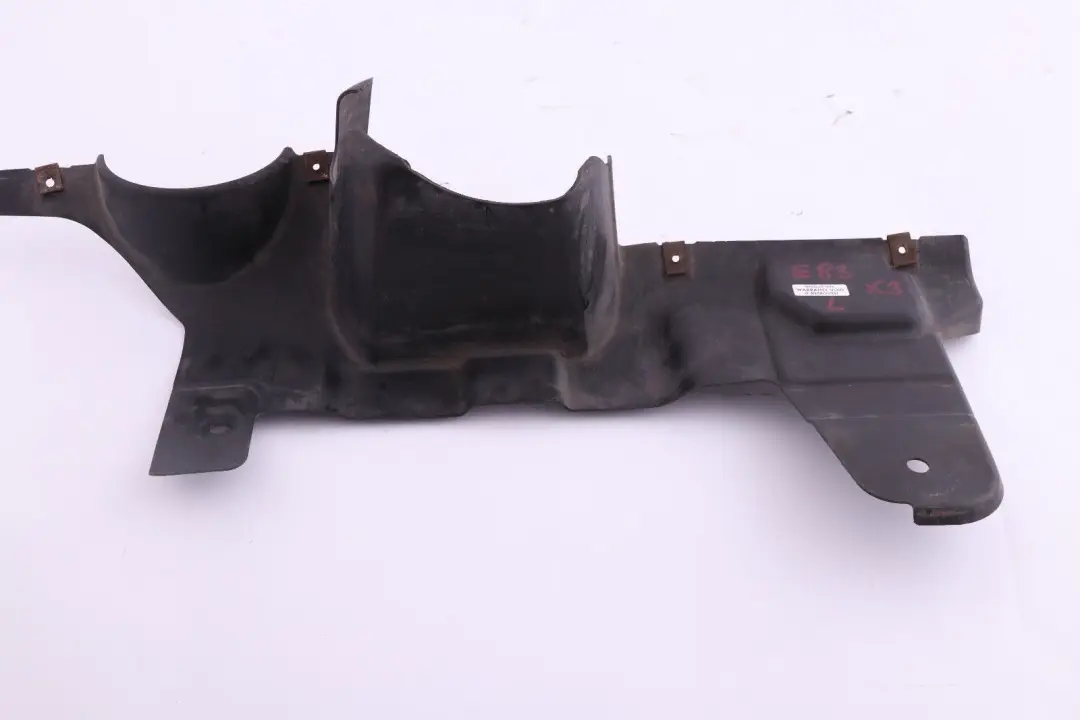 Revetement Boitier de Direction Haut a Gauche 5162 pour BMW X3 E83 à propos du numéro de pièce 3403295 BMW X3 E83 Revetement Boitier de Direction Haut a Gauche 5162 - SKU 3403295 - Numéro de pièce 3403295