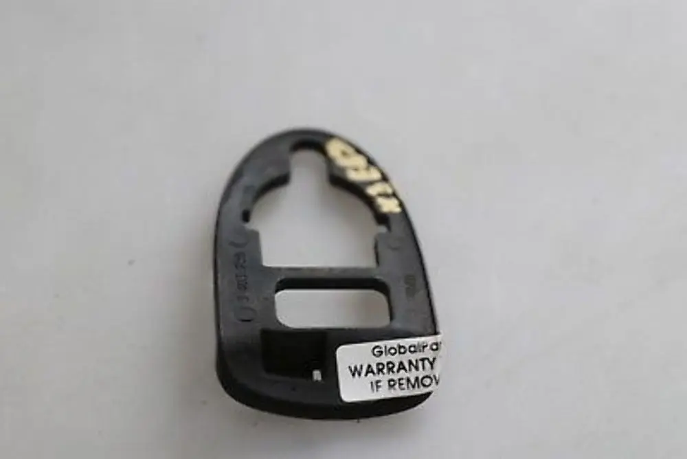 BMW X3 E83 Front Door Handle Base Lock Cylinder Right O/S - SKU 3403758 - Part number 3403758