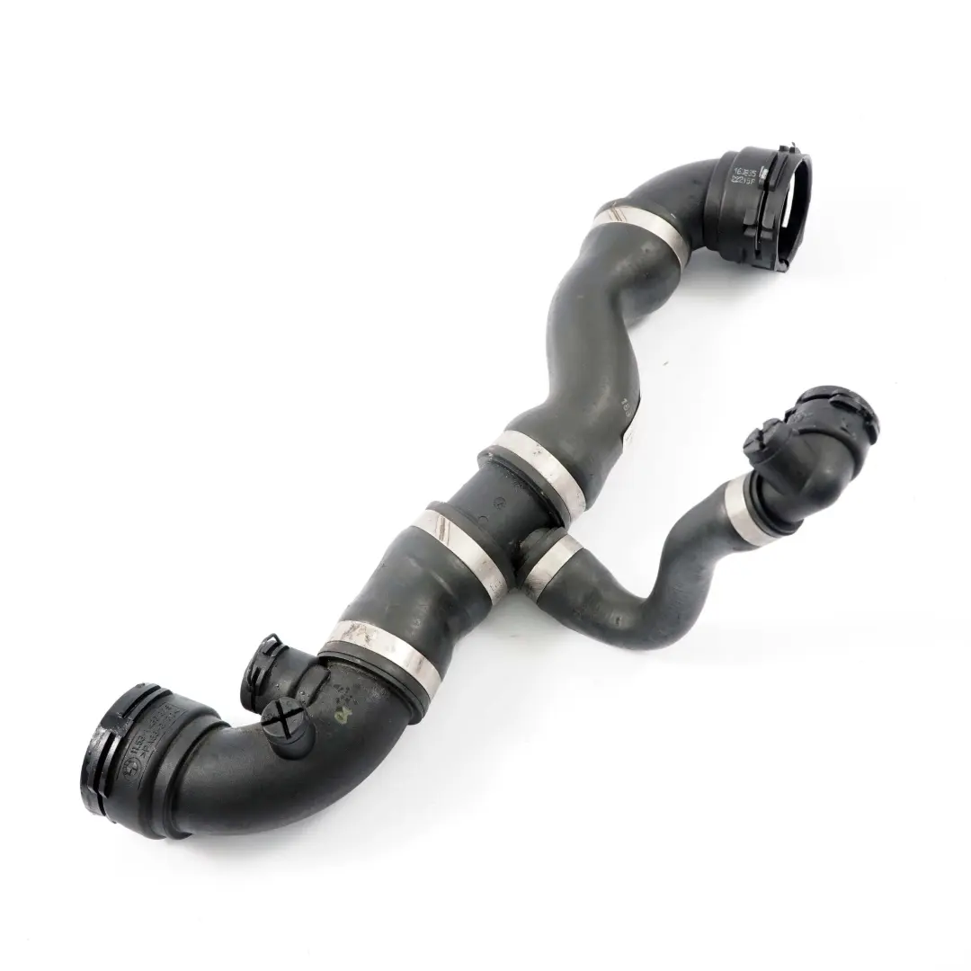 N46 Sistema di raffreddamento Tubo flessibile acqua refrigerante per BMW X3 E83 2.0i con numero di parte 3404071 BMW X3 E83 2.0i N46 Sistema di raffreddamento Tubo flessibile acqua refrigerante - SKU 3404071 - Numero di parte 3404071