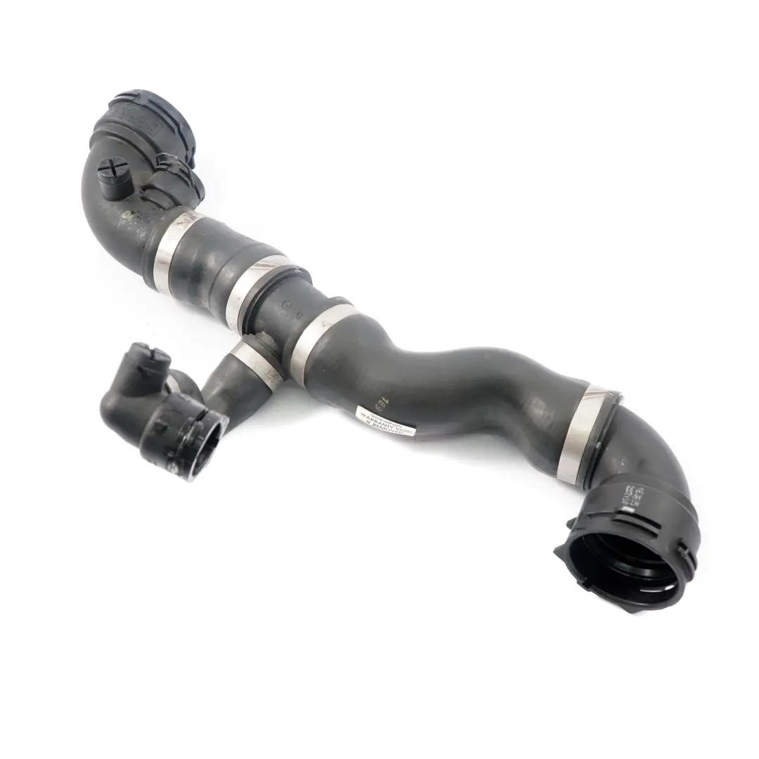 N46 Systeme refroidissement Tuyau refroidissement pour BMW X3 E83 2.0i à propos du numéro de pièce 3404071 BMW X3 E83 2.0i N46 Systeme refroidissement Tuyau refroidissement - SKU 3404071 - Numéro de pièce 3404071