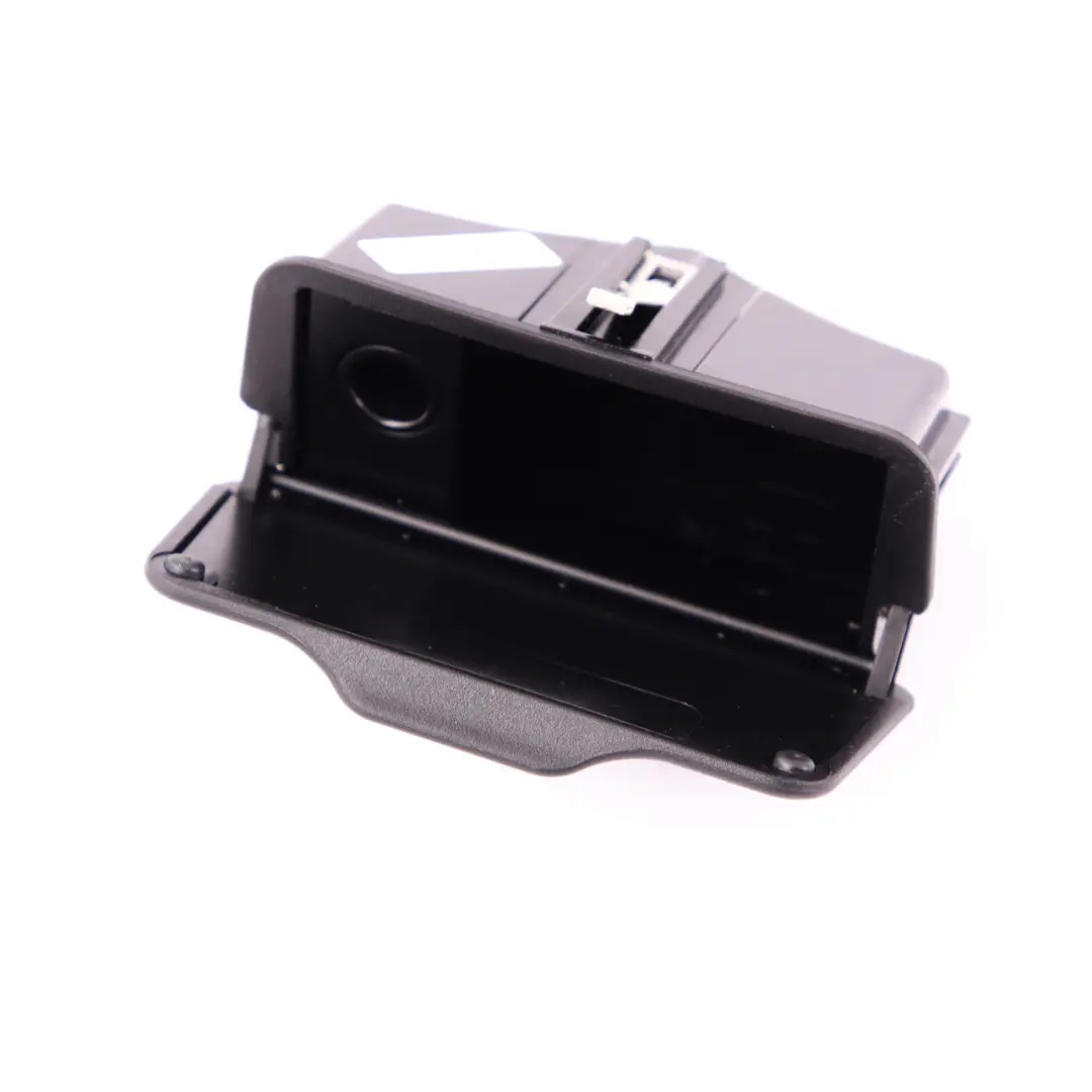 Cache Cendrier Carte de Porte Arrière Noir pour BMW E83 à propos du numéro de pièce 3404083 BMW E83 Cache Cendrier Carte de Porte Arrière Noir - SKU 3404083 - Numéro de pièce 3404083
