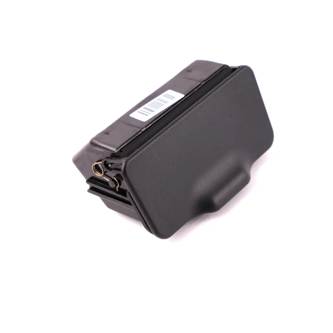 Puerta Trasera Tarjeta Cenicero Almacenamiento Trim Cover Negro para BMW E83 con número de pieza 3404083 BMW E83 Puerta Trasera Tarjeta Cenicero Almacenamiento Trim Cover Negro - SKU 3404083 - Número de pieza 3404083