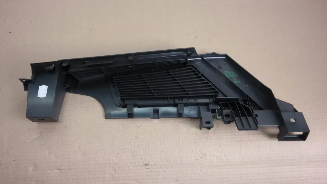 BMW X3 E83 Laterial Trunk Floor Vent Louve Basaltgrau Left - SKU 3404377 - Numéro de pièce 51473404377