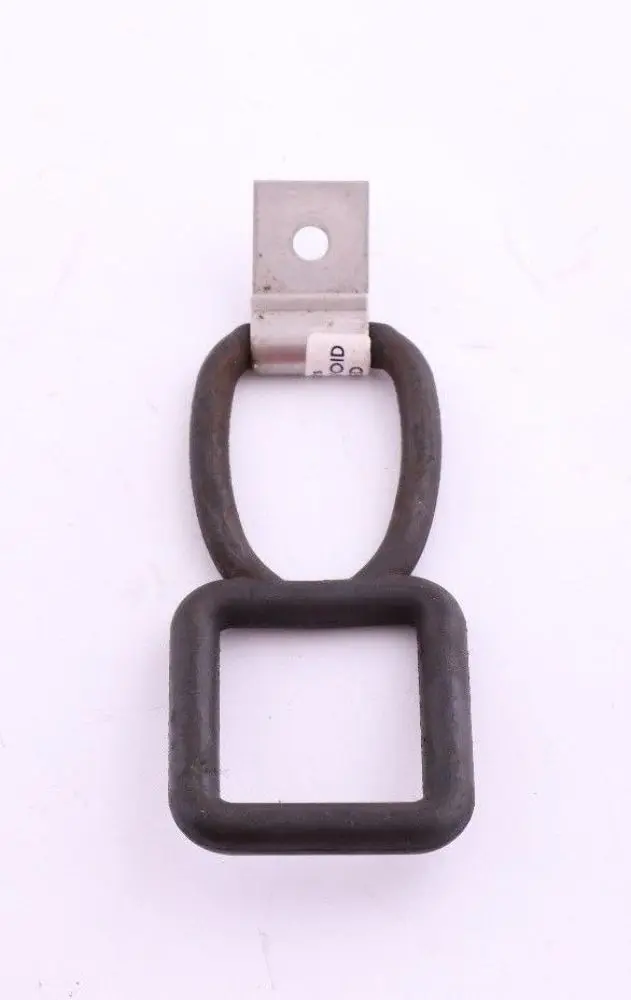 Cinghia Di Tensione Fibbia Kit Attrezzi Stivale Posteriore per BMW X3 E83 con numero di parte 3405760 BMW X3 E83 Cinghia Di Tensione Fibbia Kit Attrezzi Stivale Posteriore - SKU 3405760 - Numero di parte 3405760