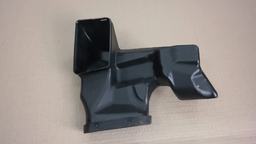 BMW X3 Series E83 LCi Left Floor Heather Duct 6422 405813 - SKU 3405813 - Part number 64223405813
