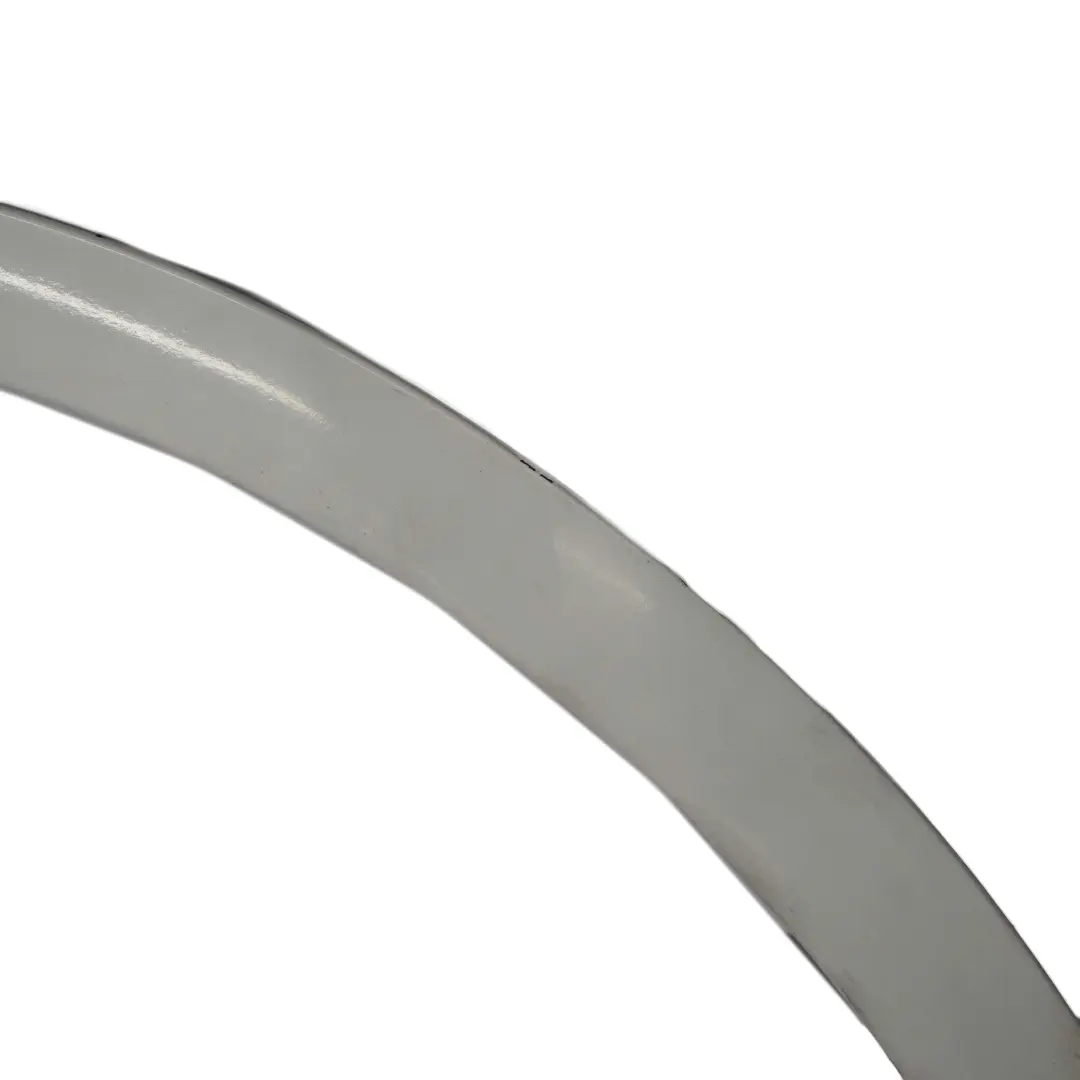 Enjoliveur passage roue avant droite panneau habillage blanc pour BMW X3 E83 à propos du numéro de pièce 3405818 BMW X3 E83 Enjoliveur passage roue avant droite panneau habillage blanc - SKU 3405818-WHI - Numéro de pièce 3405818