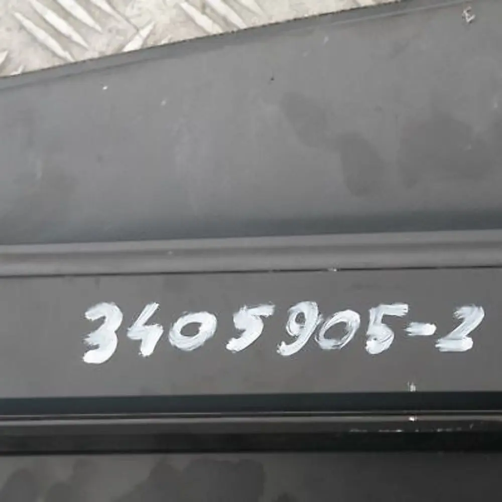 Reihe E83 Sichtschutzrollo Gepäckraum BASALTGRAU GREY GRAU 5147 für BMW X3 mit Teilenummer 3405905 BMW X3 Reihe E83 Sichtschutzrollo Gepäckraum BASALTGRAU GREY GRAU 5147 - SKU 3405905-2 - Teilenummer 3405905