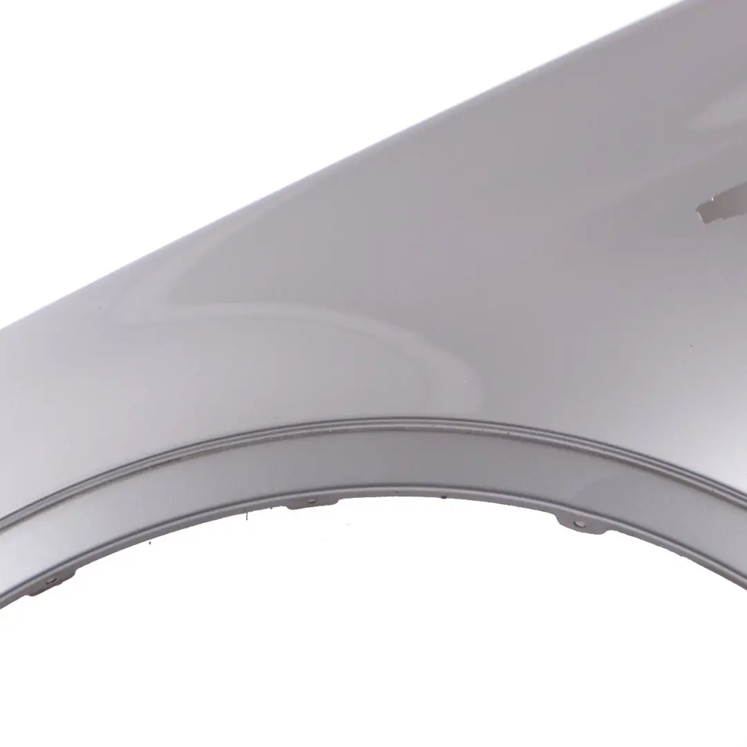Parafango Laterale Anteriore Sinistra Silbergrau Grigio Argento A08 per BMW X3 E83 con numero di parte 3405921 BMW X3 E83 Parafango Laterale Anteriore Sinistra Silbergrau Grigio Argento A08 - SKU 3405921-SBG1 - Numero di parte 3405921