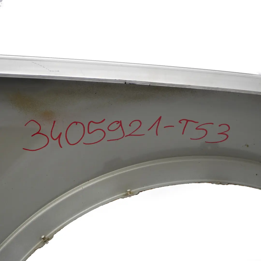 Panneau latéral Aile avant gauche Titansilber Silver - 354 pour BMW X3 E83 à propos du numéro de pièce 3405921 BMW X3 E83 Panneau latéral Aile avant gauche Titansilber Silver - 354 - SKU 3405921-TS3 - Numéro de pièce 3405921