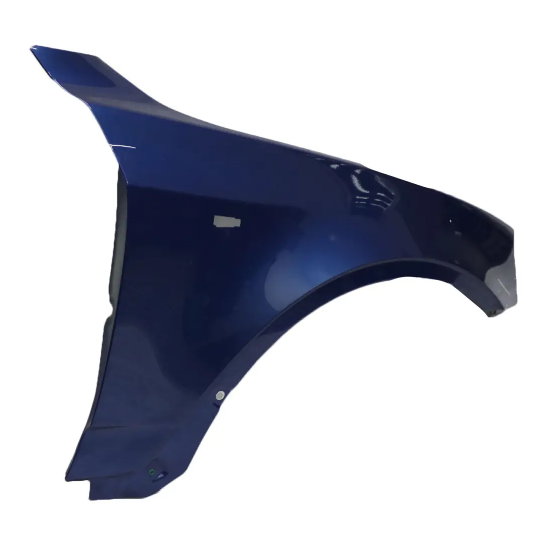 Aile Avant Laterale Droite Montegoblau Montego Bleu - A51 pour BMW X3 E83 à propos du numéro de pièce 3405922 BMW X3 E83 Aile Avant Laterale Droite Montegoblau Montego Bleu - A51 - SKU 3405922-MTB1 - Numéro de pièce 3405922