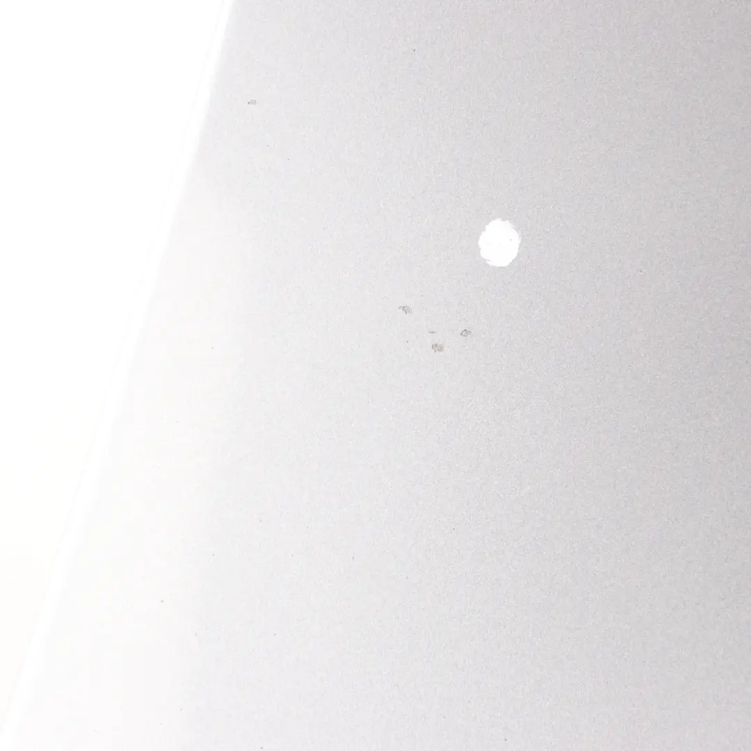 Błotnik Prawy Przód Silbergrau do BMW X3 E83 o numerze 3405922 BMW X3 E83 Błotnik Prawy Przód Silbergrau - SKU 3405922-SBG2 - Numer Części 3405922