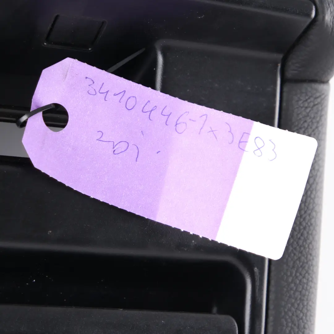 Podłokietnik Wielo Funkcyjny Środkowy Tylnej Kanapy do BMW X3 E83 o numerze 3410446 BMW X3 E83 Podłokietnik Wielo Funkcyjny Środkowy Tylnej Kanapy - SKU 3410446-1 - Numer Części 3410446