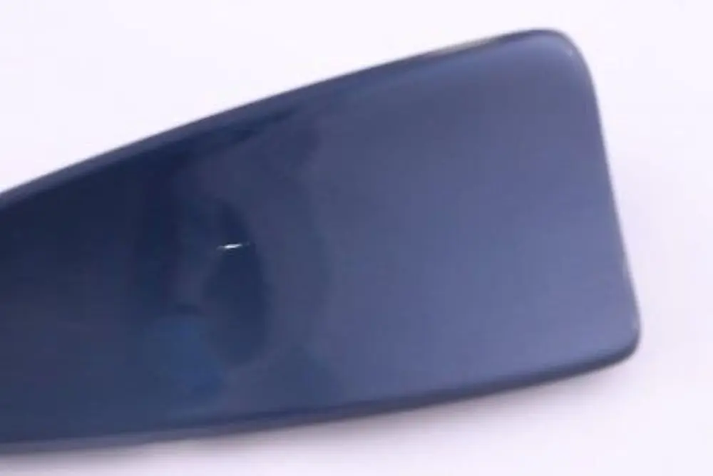 Antenna Esterna Sul Tetto Shark Mysticblau Blue per BMW X3 E83 LCI con numero di parte 3411470 BMW X3 E83 LCI Antenna Esterna Sul Tetto Shark Mysticblau Blue - SKU 3411470 - Numero di parte 3411470