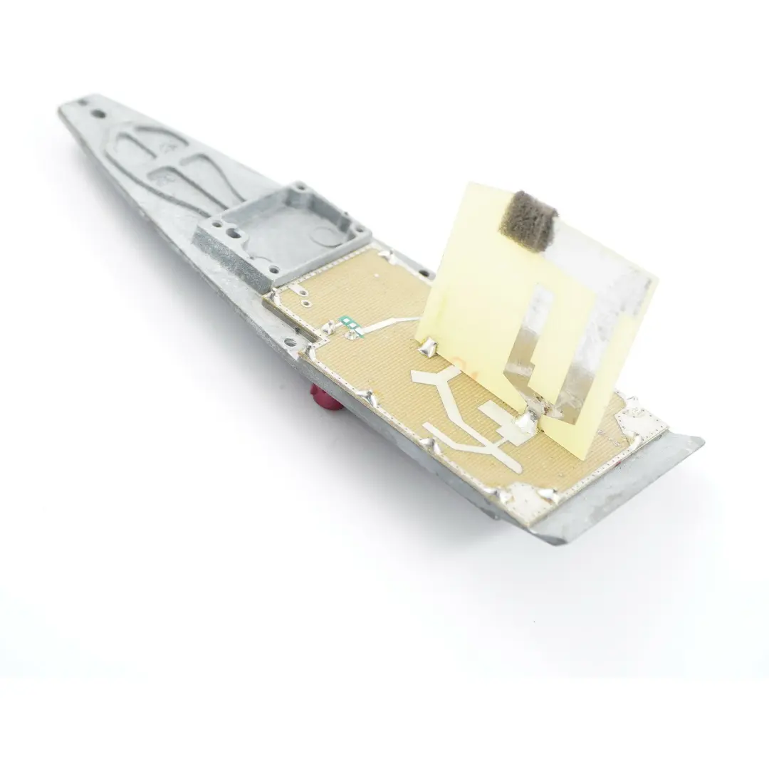 Shark Roof Fin Antenna Aerial Module Unit to BMW X3 E83 with Part number 3411471 BMW X3 E83 Shark Roof Fin Antenna Aerial Module Unit - SKU 3411471 - Part number 3411471