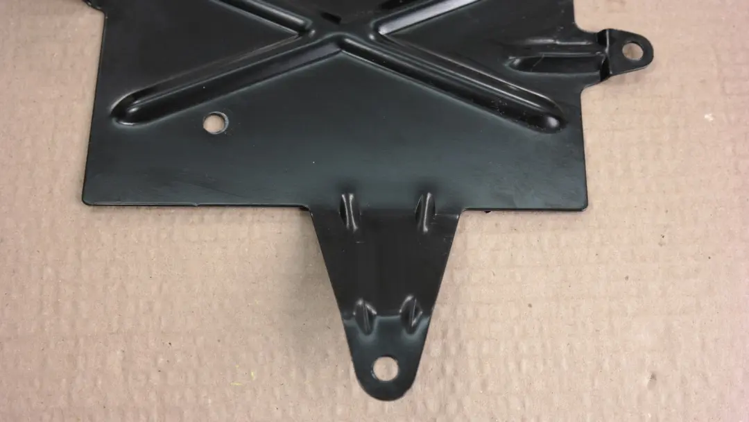 E83N LCI Soporte Amplificador Soporte Sistema Hifi para BMW X3 E83 con número de pieza 65103412008 BMW X3 E83 E83N LCI Soporte Amplificador Soporte Sistema Hifi - SKU 3412008 - Número de pieza 65103412008