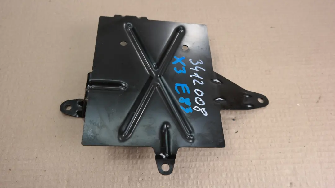 E83N LCI Verstärkerhalterung Halterung Hifi Anlage für BMW X3 E83 mit Teilenummer 65103412008 BMW X3 E83 E83N LCI Verstärkerhalterung Halterung Hifi Anlage - SKU 3412008 - Teilenummer 65103412008