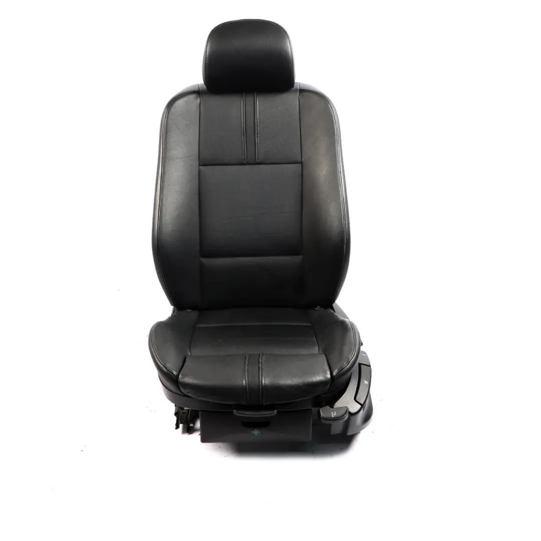 Fotel Lewy Przód M Sport Skóra Czarny do BMW X3 E83 o numerze 3412172 BMW X3 E83 Fotel Lewy Przód M Sport Skóra Czarny - SKU 3412172-3 - Numer Części 3412172
