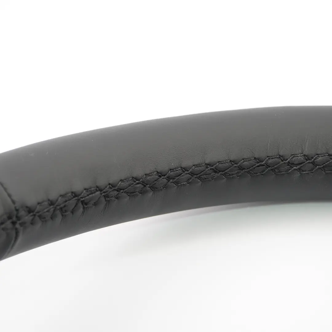 NOUVEAU Volant cuir noir multifonction pour Renault Master 3 à propos du numéro de pièce 34121932A Renault Master 3 NOUVEAU Volant cuir noir multifonction - SKU 34121932A-1 - Numéro de pièce 34121932A