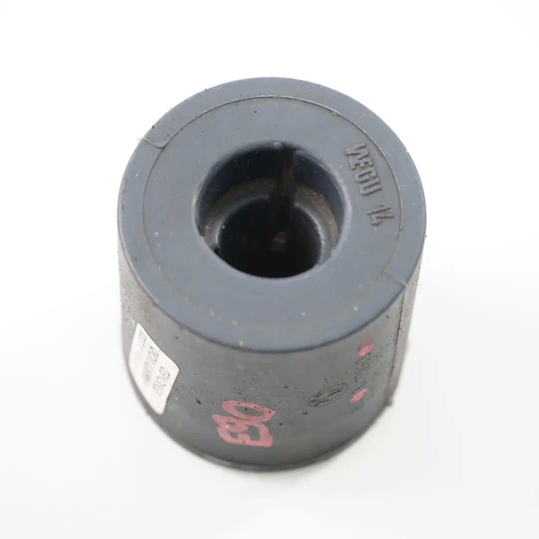 Sistema de escape amortiguador vibraciones 53Hz para BMW E90 E92 E60 E63 F25 con número de pieza 3412863 BMW E90 E92 E60 E63 F25 Sistema de escape amortiguador vibraciones 53Hz - SKU 3412863 - Número de pieza 3412863