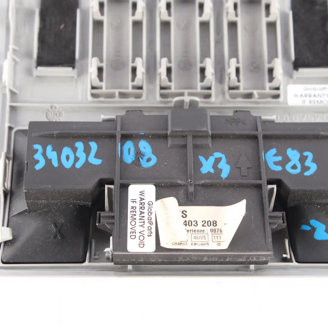 Techo Delantero Cubierta Panel Gris 3418727 para BMW X3 E83 con número de pieza 3412921 BMW X3 E83 Techo Delantero Cubierta Panel Gris 3418727 - SKU 3412921-2 - Número de pieza 3412921