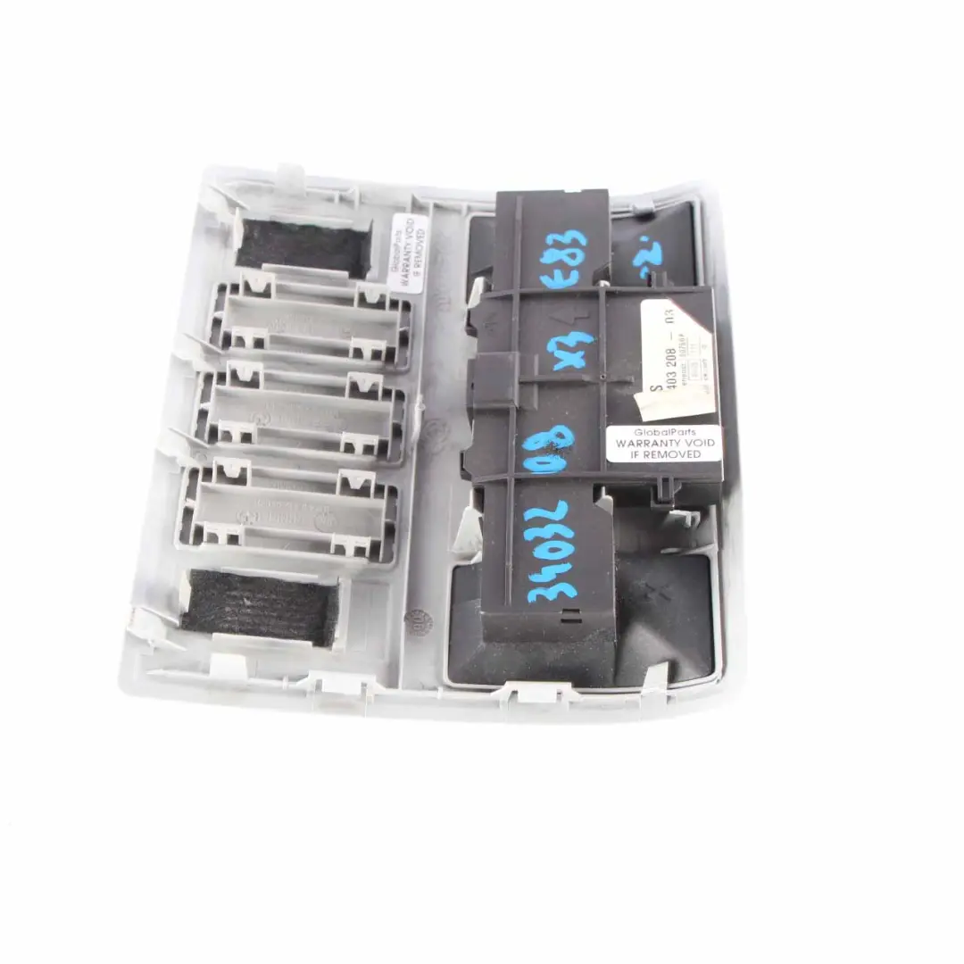 Osłona Podsufitki Przednia Szara do BMW X3 E83 o numerze 3412921 BMW X3 E83 Osłona Podsufitki Przednia Szara - SKU 3412921-2 - Numer Części 3412921