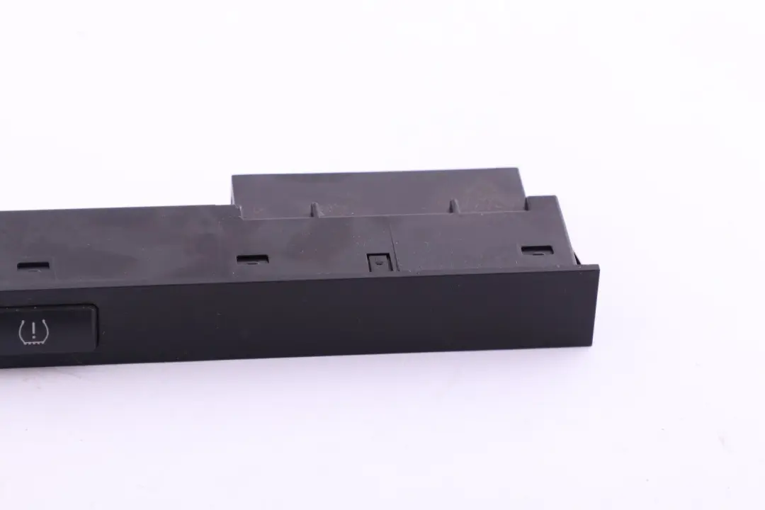BMW X3 E83 Console Centrale DSC PDC Switch Unit Panel - SKU 3413211 - Numéro de pièce 3413211