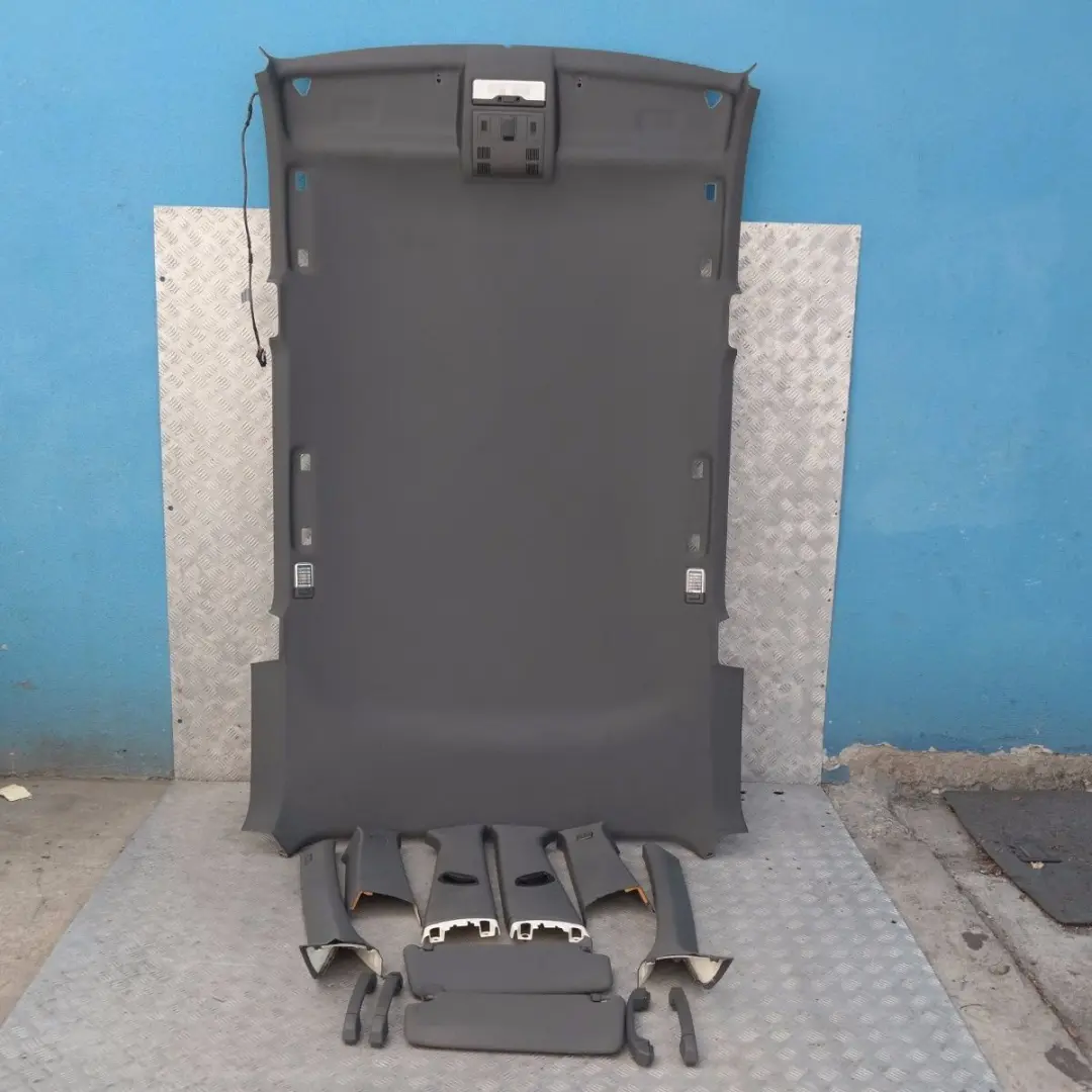 Podsufitka słupki basaltgrau komplet do BMW E83 X3 o numerze 3413347 BMW E83 X3 Podsufitka słupki basaltgrau komplet - SKU 3413347 - Numer Części 3413347