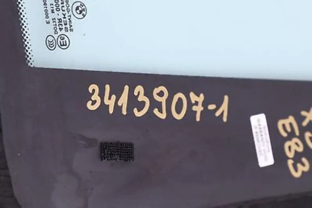 Cristal Lateral Fijo Verde Trasero Izquierdo AS2 para BMW X3 E83 con número de pieza 3413907 BMW X3 E83 Cristal Lateral Fijo Verde Trasero Izquierdo AS2 - SKU 3413907-1 - Número de pieza 3413907