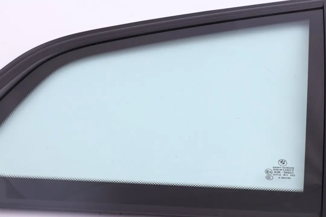 BMW X3 E83 Szyba Karoseryjna Prawa Tylna - SKU 3413916-2 - Numer Części 3413916