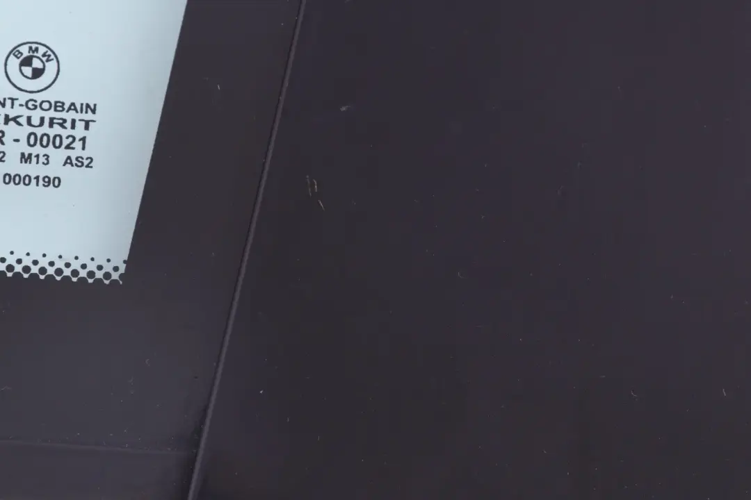 BMW X3 Series E83 Trim Side Glass Window Rear Right AS2 O/S Glanzschwarz - SKU 3413916-2 - Part number 3413916