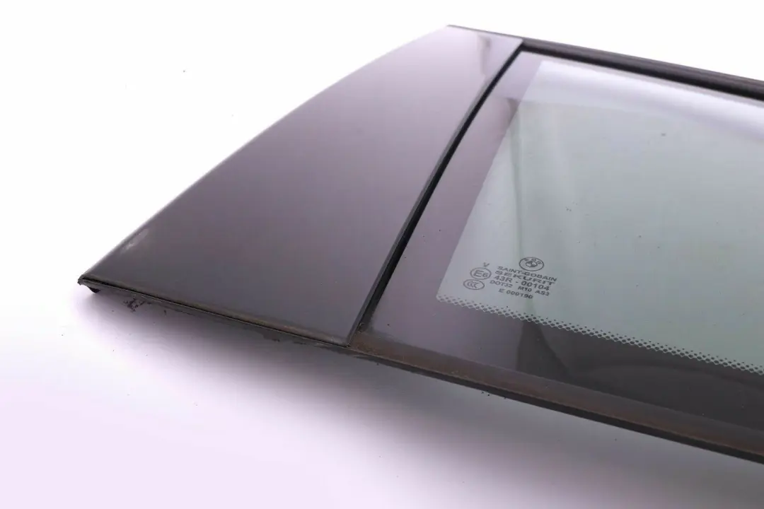 BMW X3 E83 Trim Side Glass Window Rear Left N/S Glanzschwarz AS3 - SKU 3413917 - Part number 3413917
