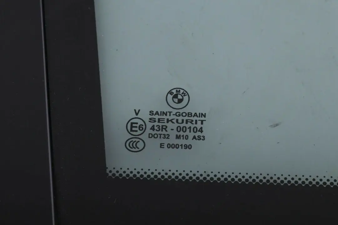 BMW X3 E83 Trim Side Glass Window Rear Left N/S Glanzschwarz AS3 - SKU 3413917 - Part number 3413917