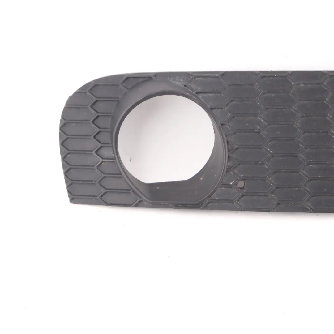 Parachoques Delantero Antiniebla Rejilla Izquierda para BMW X3 E83 M Sport con número de pieza 3414311 BMW X3 E83 M Sport Parachoques Delantero Antiniebla Rejilla Izquierda - SKU 3414311 - Número de pieza 3414311