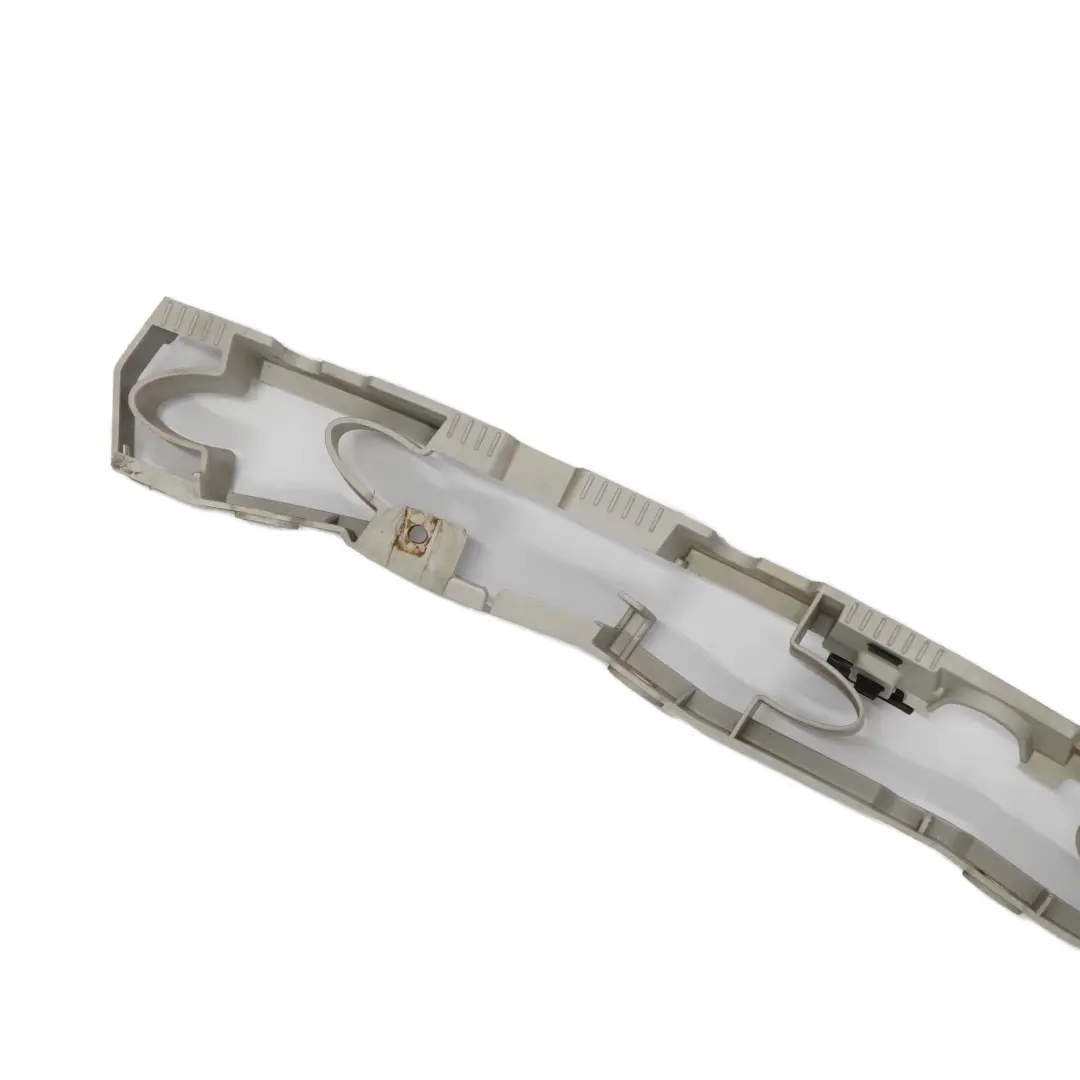 Soporte central para parachoques traseroBMW E83 M Sport 5112 para con número de pieza 3414404 Soporte central para parachoques traseroBMW E83 M Sport 5112 - SKU 3414404 - Número de pieza 3414404