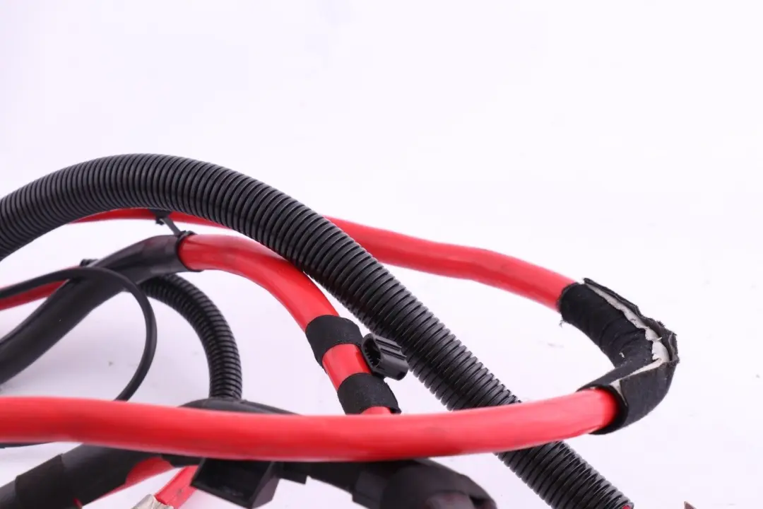 M54 Batteriekabel Plus 6112 für BMW X3 er E83 2.5i 3.0i mit Teilenummer 3414876 BMW X3 er E83 2.5i 3.0i M54 Batteriekabel Plus 6112 - SKU 3414876 - Teilenummer 3414876