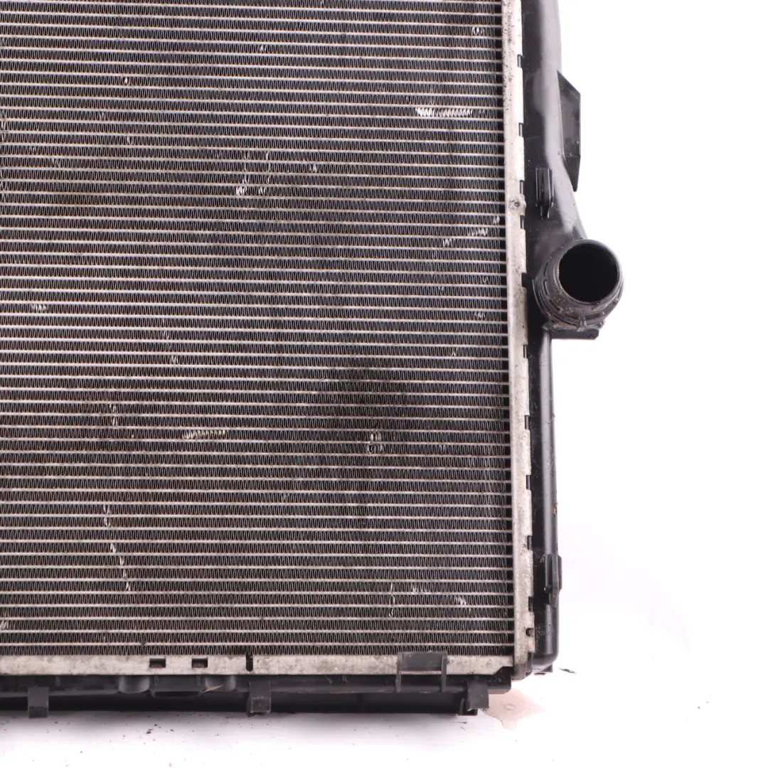 E83N LCI Motore Acqua Refrigerante Radiatore per BMW X3 E83 con numero di parte 3414986 BMW X3 E83 E83N LCI Motore Acqua Refrigerante Radiatore - SKU 3414986 - Numero di parte 3414986