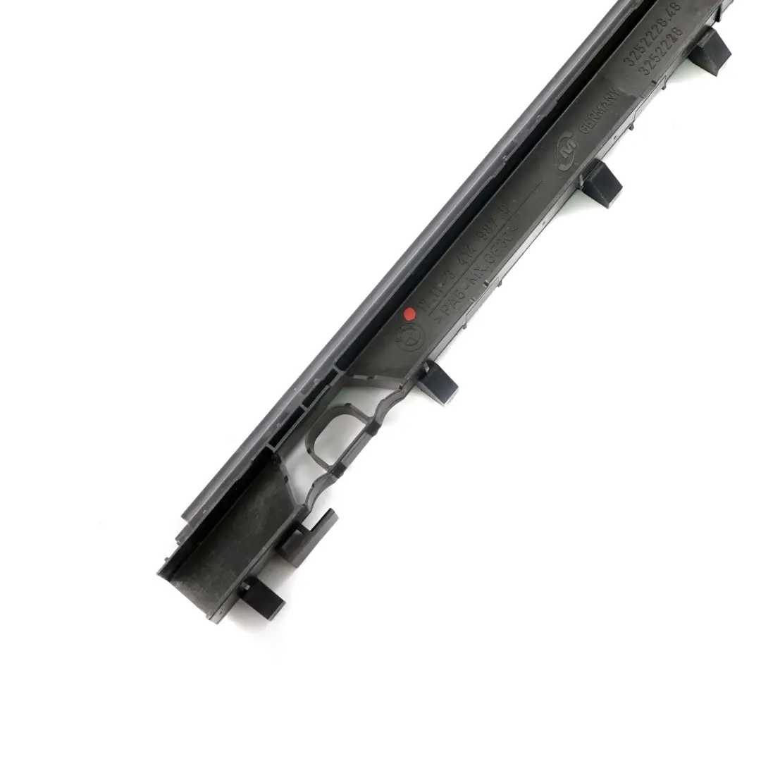 M57N2 Junta De Sellado Panel Frontal Radiador para BMW X3 E83 3.0d con número de pieza 3414987 BMW X3 E83 3.0d M57N2 Junta De Sellado Panel Frontal Radiador - SKU 3414987 - Número de pieza 3414987