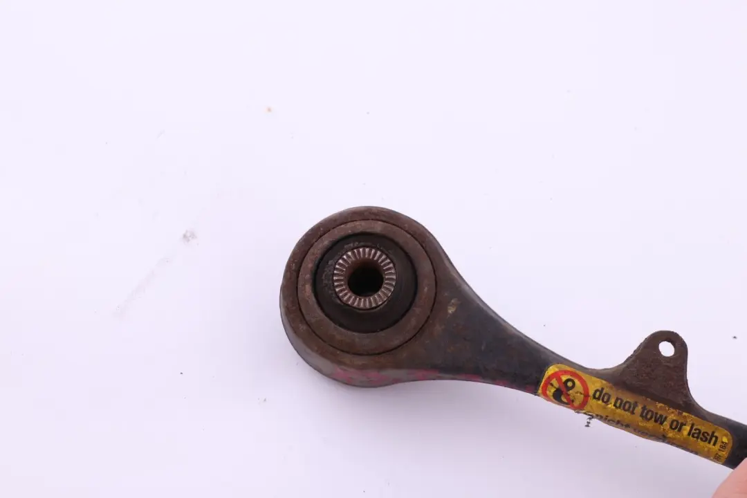 Sospensione anteriore Braccio controllo Wishbone destro per BMW X3 E83 con numero di parte 3415030 BMW X3 E83 Sospensione anteriore Braccio controllo Wishbone destro - SKU 3415030 - Numero di parte 3415030