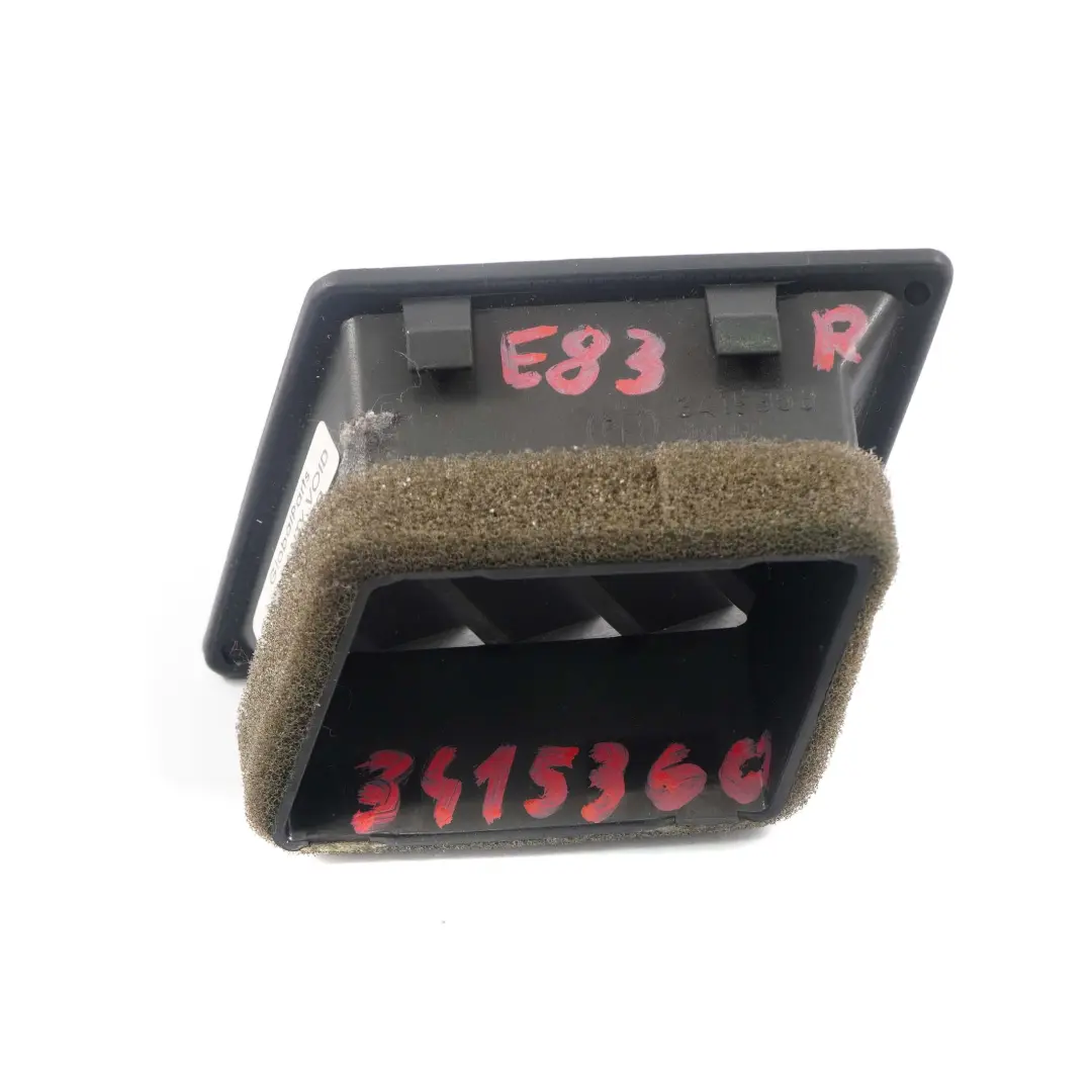 BMW X3 E83 Buse degivrage couverture d'air droit garniture interieure 3415358 - SKU 3415360 - Numéro de pièce 3415360