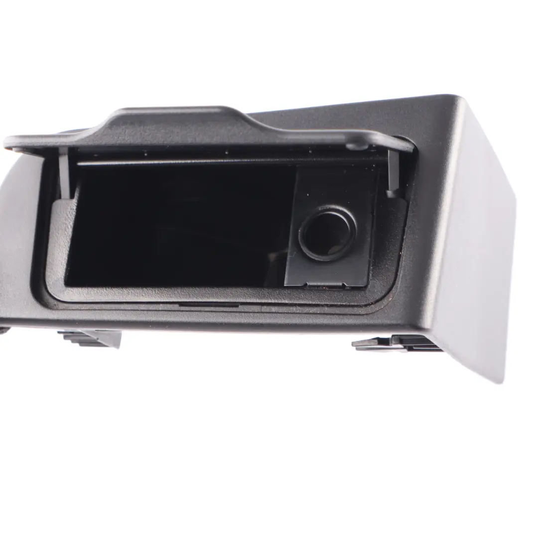 Popielniczka Drzwi Prawy Tył Czarna 3416198 do BMW X3 E83 o numerze 3415598 BMW X3 E83 Popielniczka Drzwi Prawy Tył Czarna 3416198 - SKU 3415598 - Numer Części 3415598